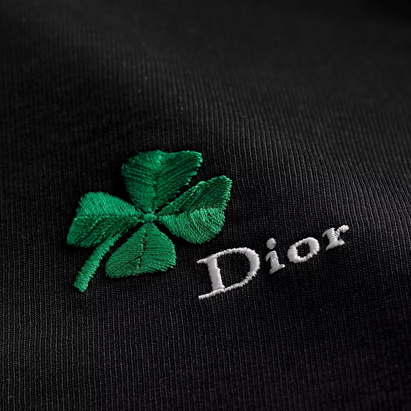 T-Shirt Christian Dior - À broderie Dior Clover - coupe regular - Noir