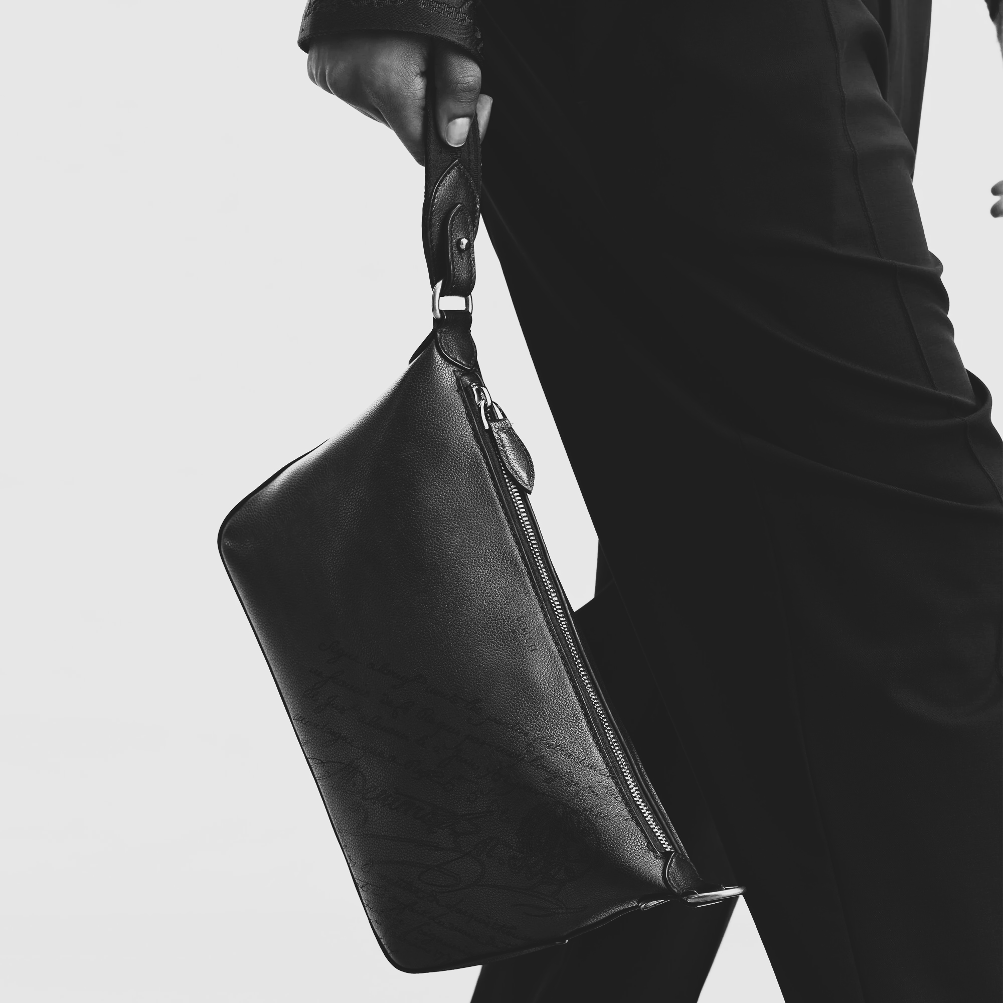 Pochette Berluti - Zippée Toujours Soft En Cuir Scritto