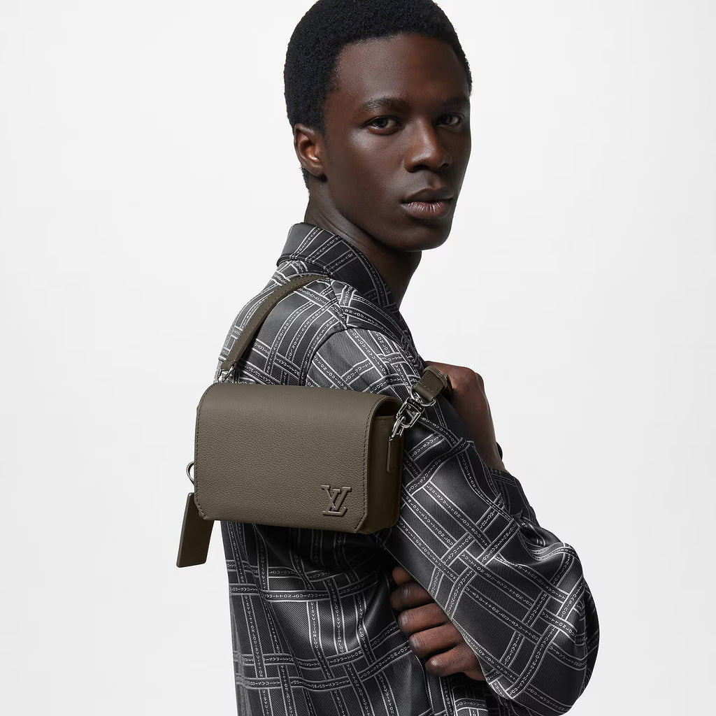 Sacoche Louis Vuitton - Fastline Wearable - Kaki