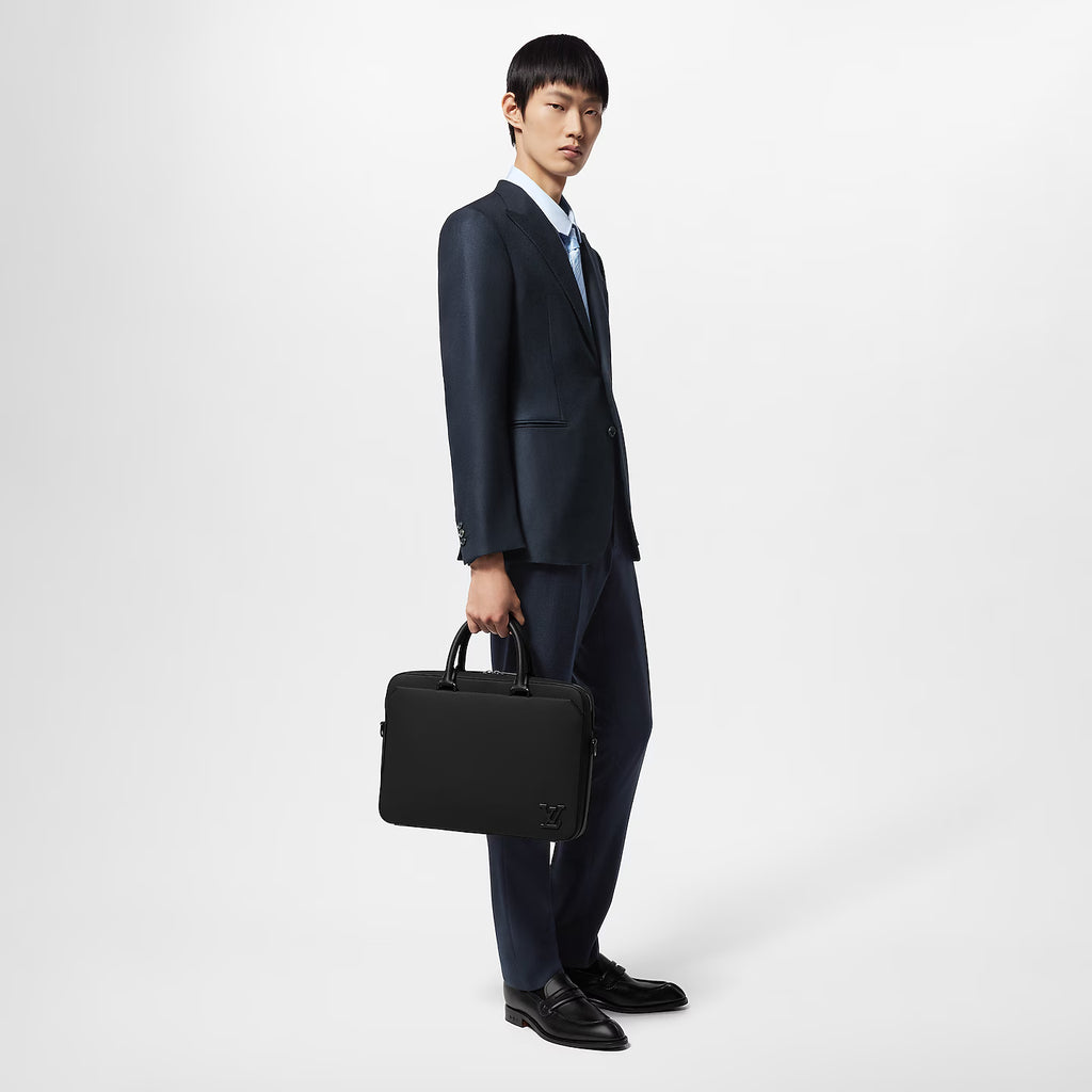 Sacs à main Louis Vuitton - Porte-documents Pilot