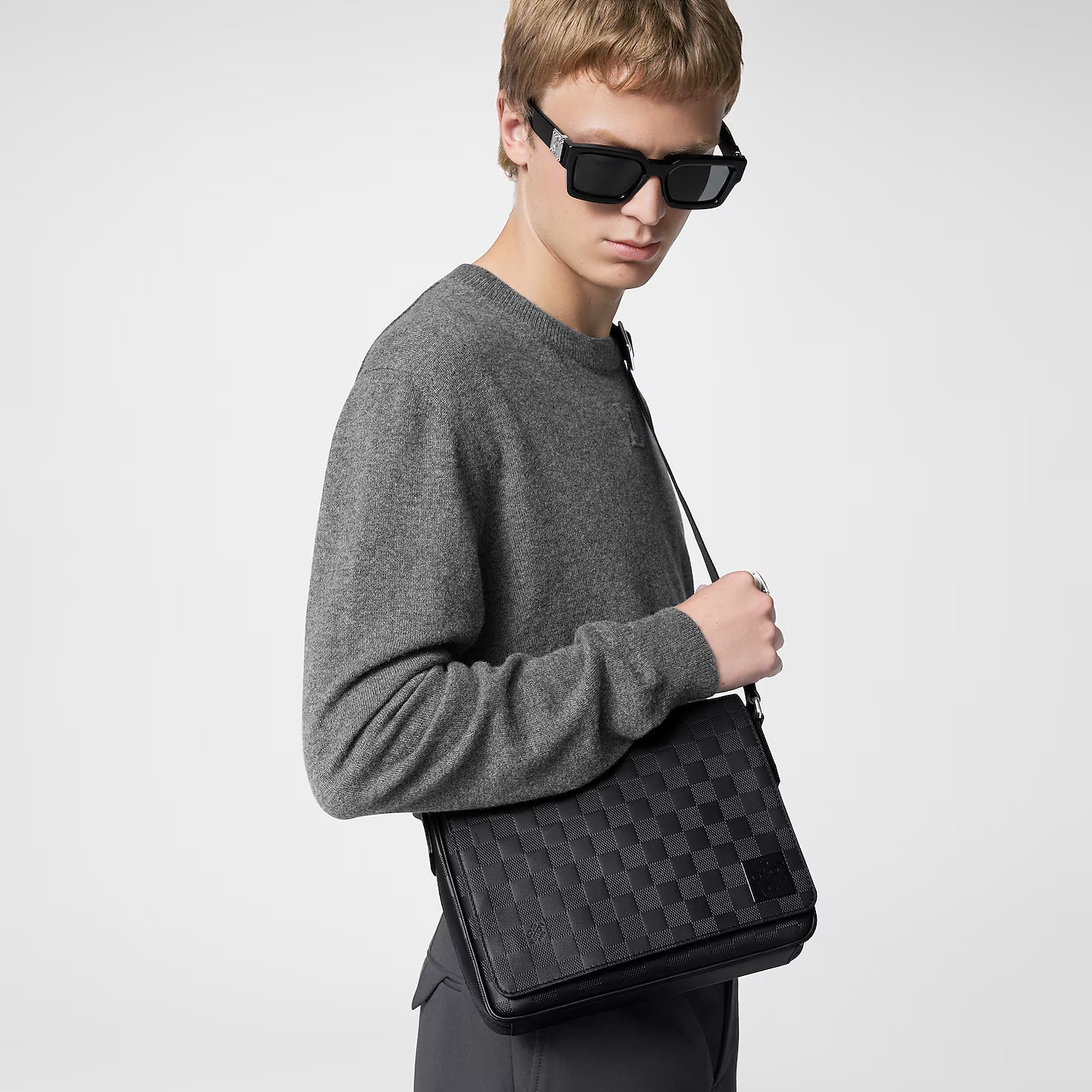Sacoche Louis Vuitton - District PM - Damier Infini